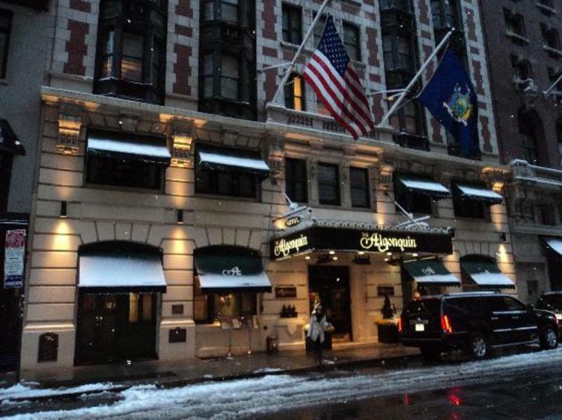 The Algonquin Hotel Times Square, Autograph Collection New York Exterior photo